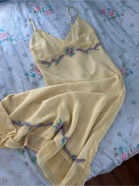 Betsey Johnson Dresses & Skirts - Delicate Rare Vintage Betsey Johnson Silk Dress
